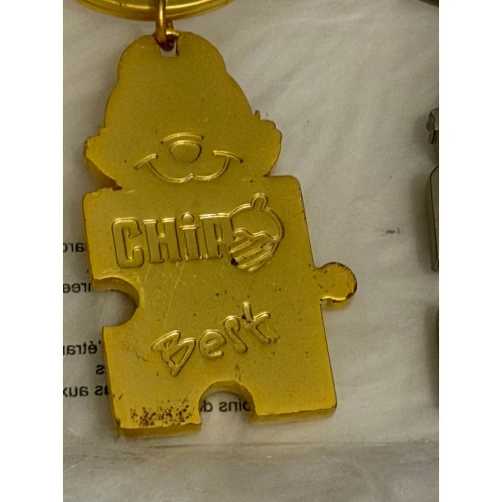 Disney Store Chip and Dale Best Friends Puzzle Piece Keychain Set Gold Silver
